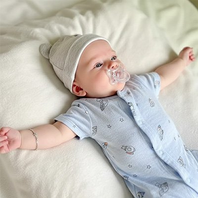 Tétine bébé 